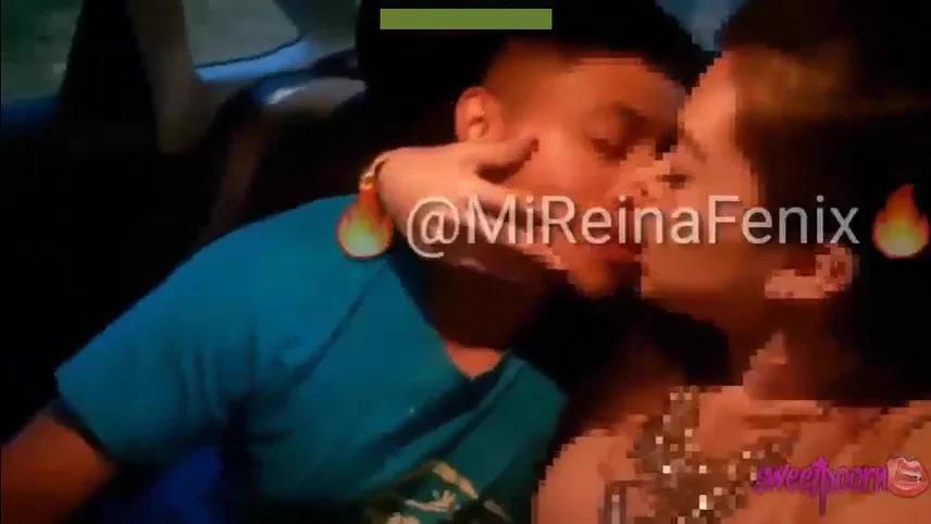 Captura 1 del video: Kendall Milf colombiana se coge a un joven virgen mexicano
